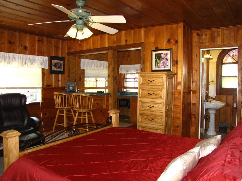 Lake Place Resort Glenhaven Quarto foto