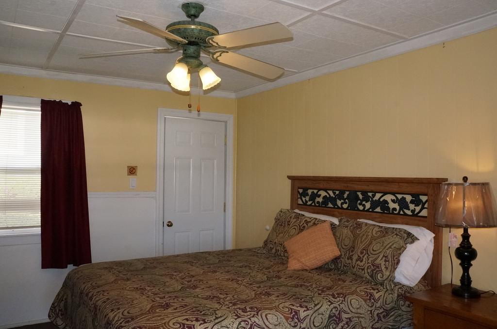 Lake Place Resort Glenhaven Quarto foto